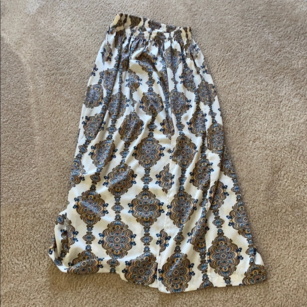 Long skirt